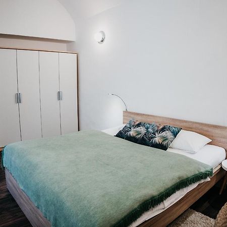 Ferienwohnung Ah Alzbetina Košice Exterior foto