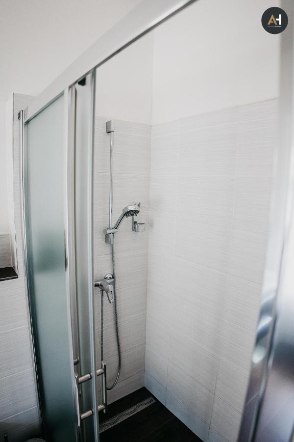 Ferienwohnung Ah Alzbetina Košice Exterior foto
